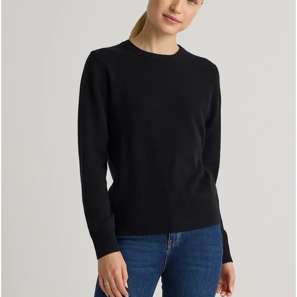 Quince Womens M NWT Mongolian Cashmere Crewneck Sweater Black Quiet Luxury Chic